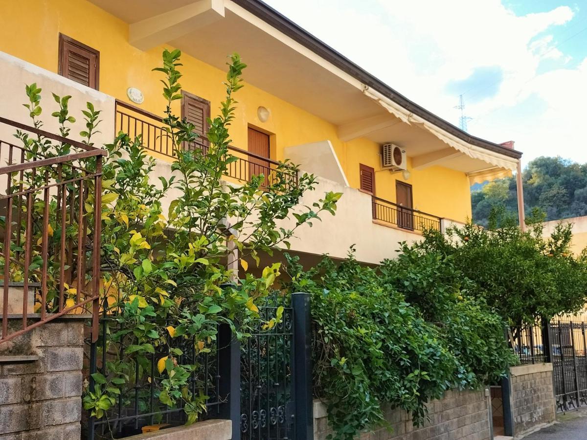 Casa Vacanza Da Rosa Letojanni Kültér fotó