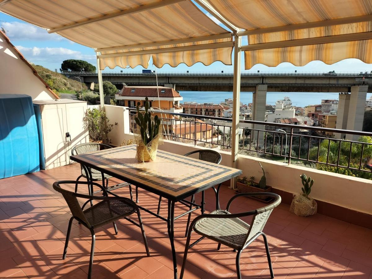 Casa Vacanza Da Rosa Letojanni Kültér fotó