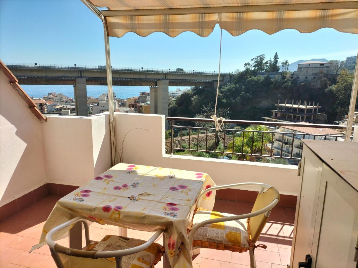 Casa Vacanza Da Rosa Letojanni Kültér fotó