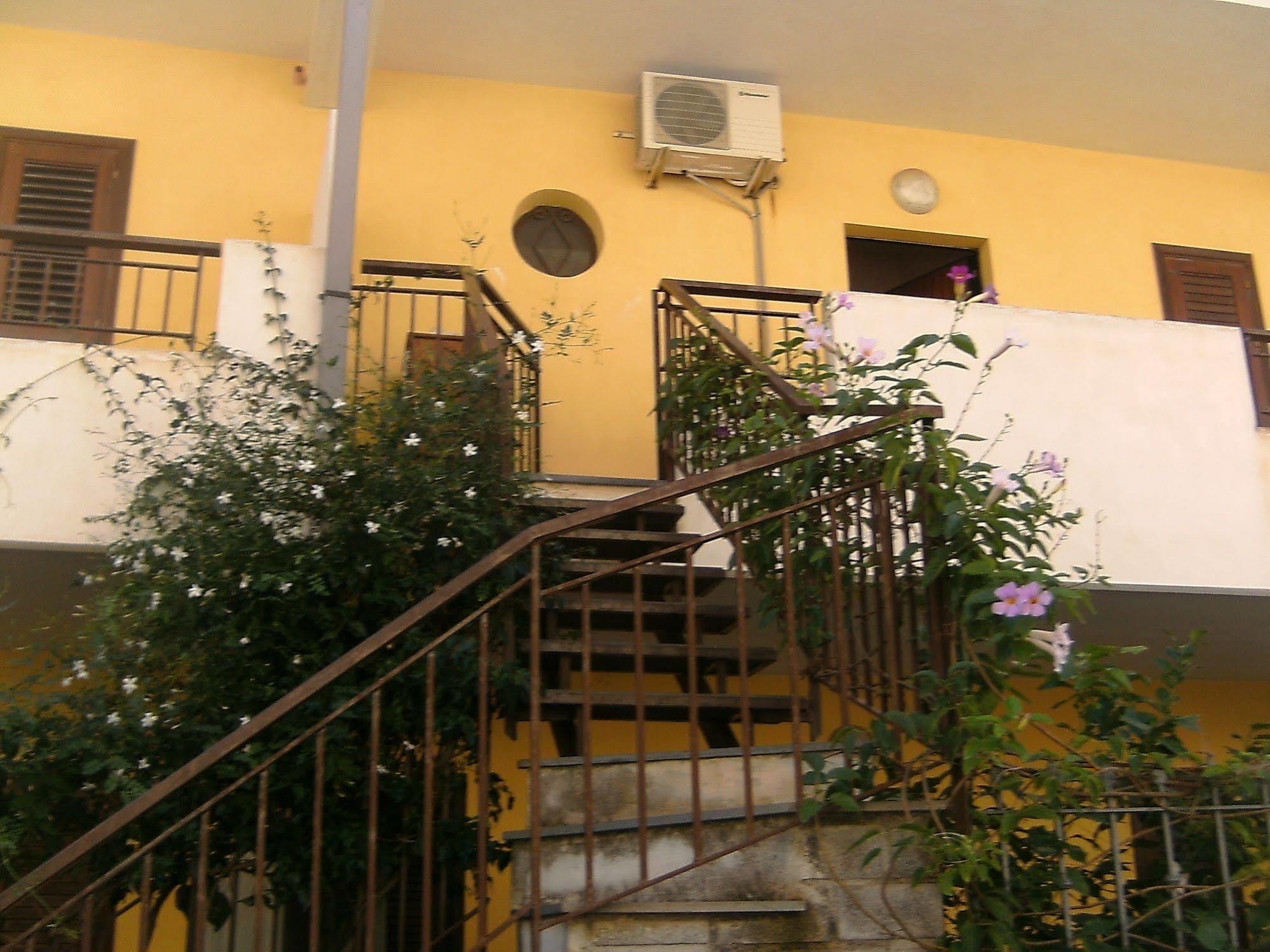Casa Vacanza Da Rosa Letojanni Kültér fotó
